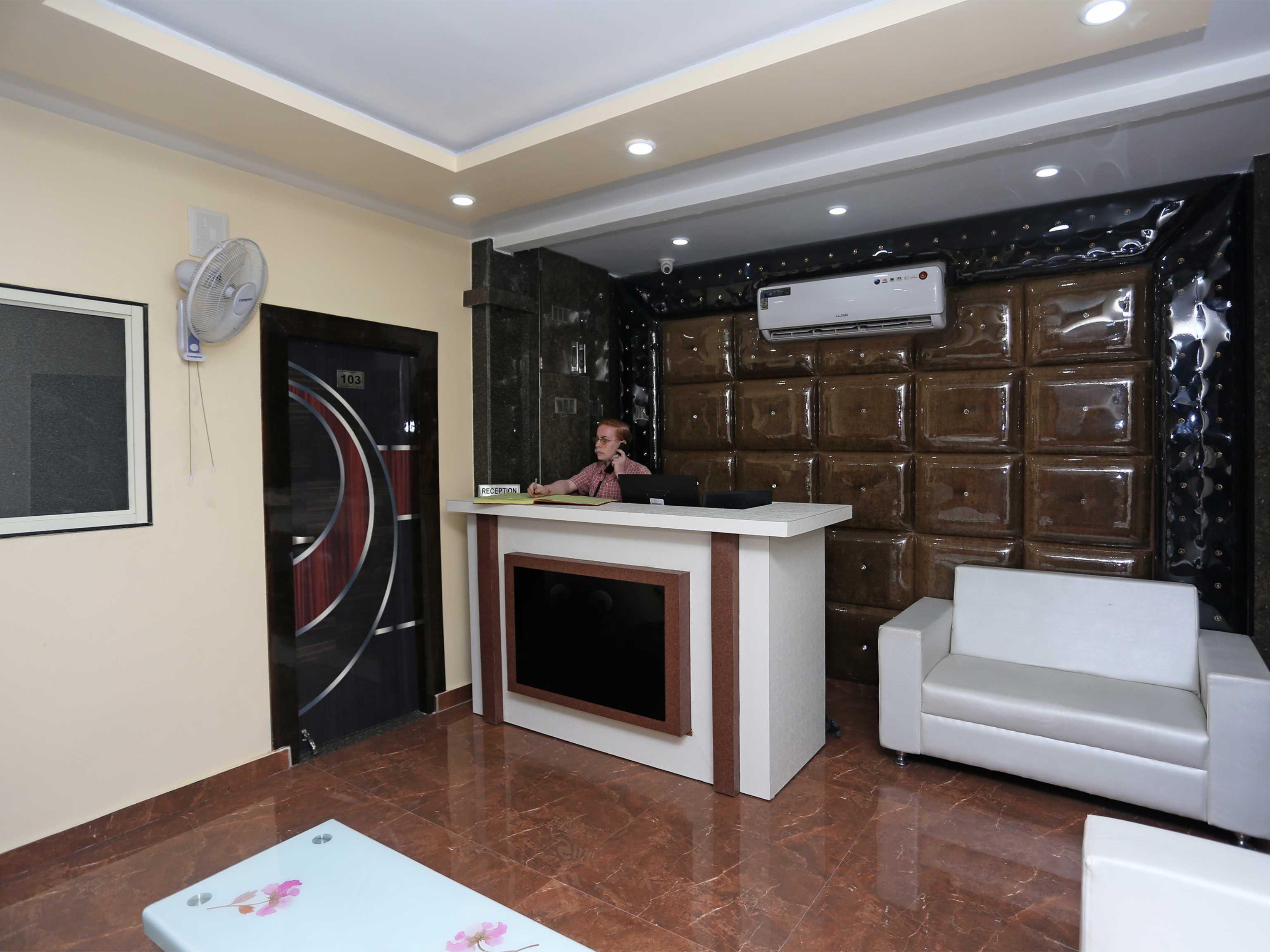 Fabexpress Gs Residency Hotel Varanasi Exterior foto